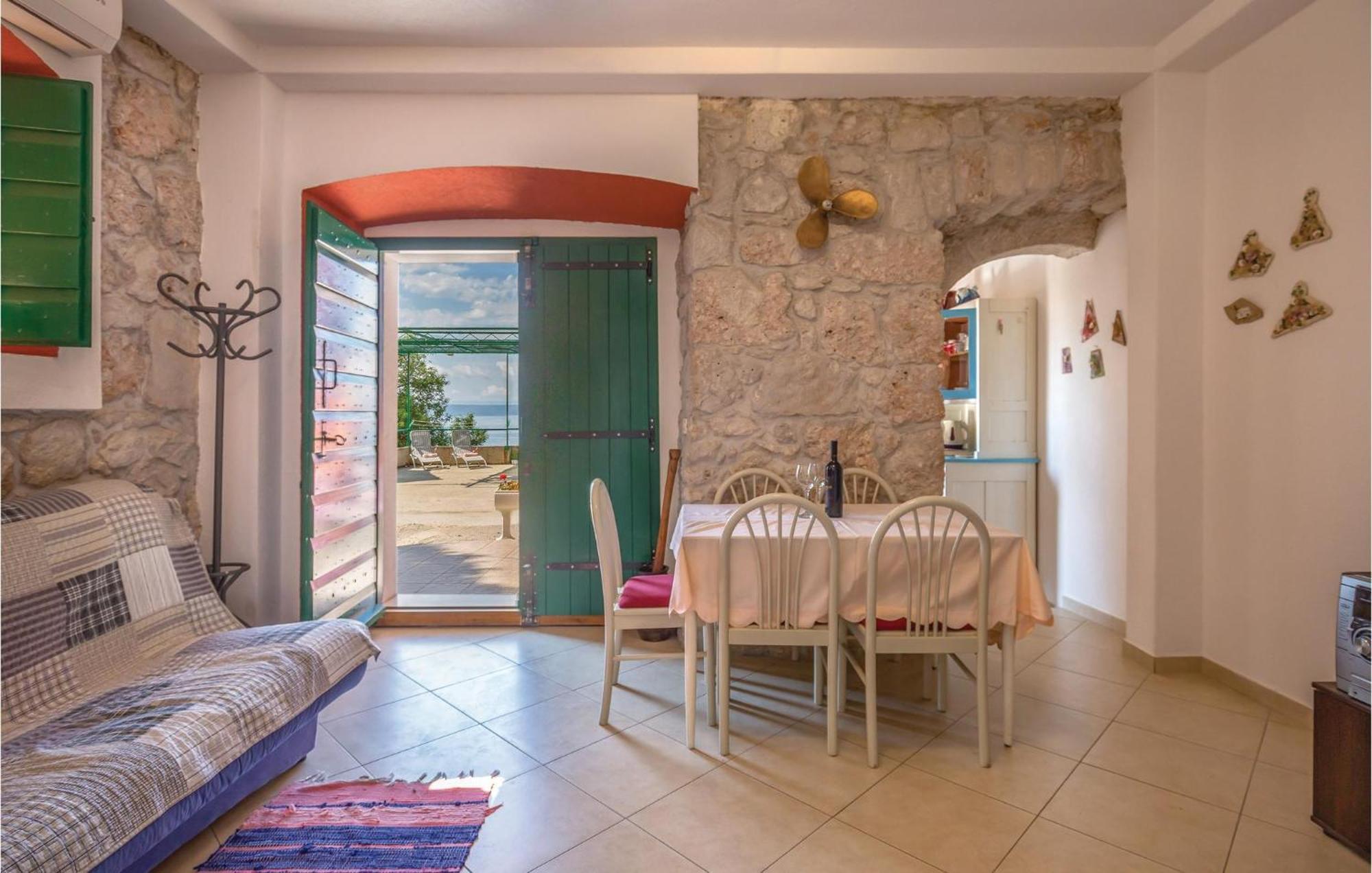 Awesome Home In Podgora With Kitchen Kültér fotó