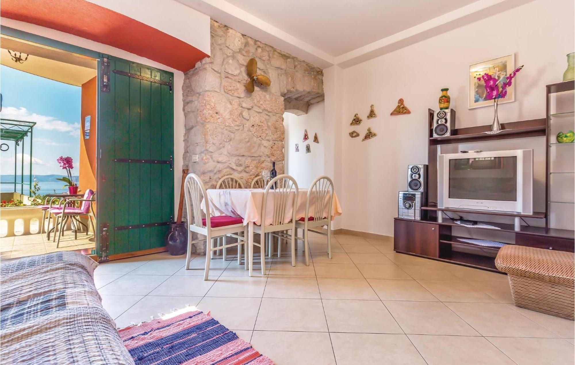 Awesome Home In Podgora With Kitchen Kültér fotó